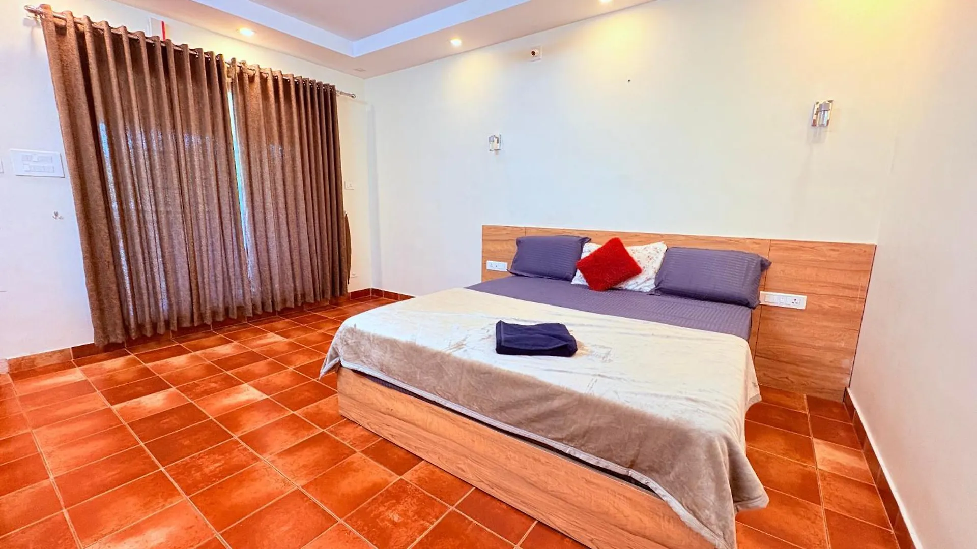 Athirappilly Heritage Villa - 2Bhk -River Side 0*,  Indie